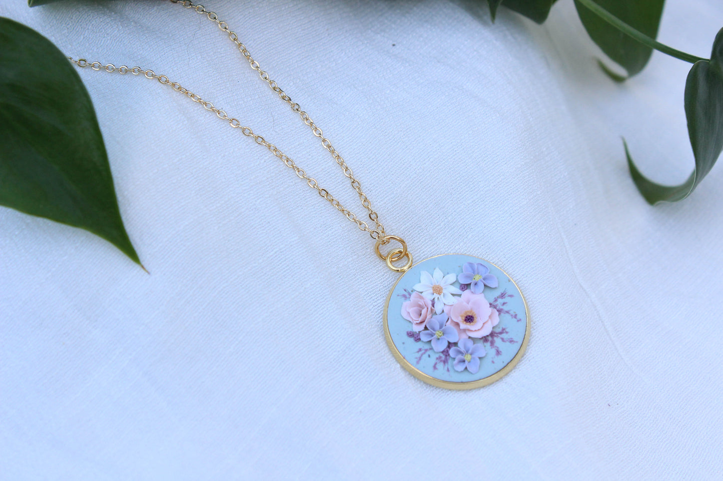 Vivianne Collection - 25mm Bouquet Necklace