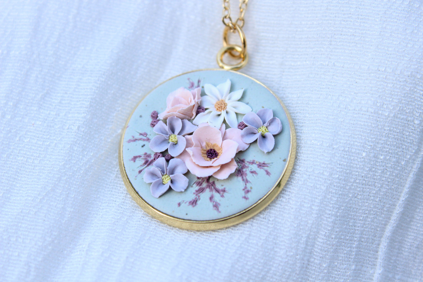 Vivianne Collection - 25mm Bouquet Necklace